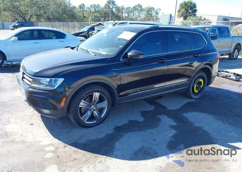 2021 Volkswagen Tiguan 2.0T Se/2.0T Se R-Line Black/2.0T Sel z USA, uszkodzony, nr VIN 3VV3B7AX9MM142332